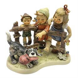 Large Hummel figure group by Goebel, Troublemaker, from the moments in time collection, limited edition 1985/5000, H19cm