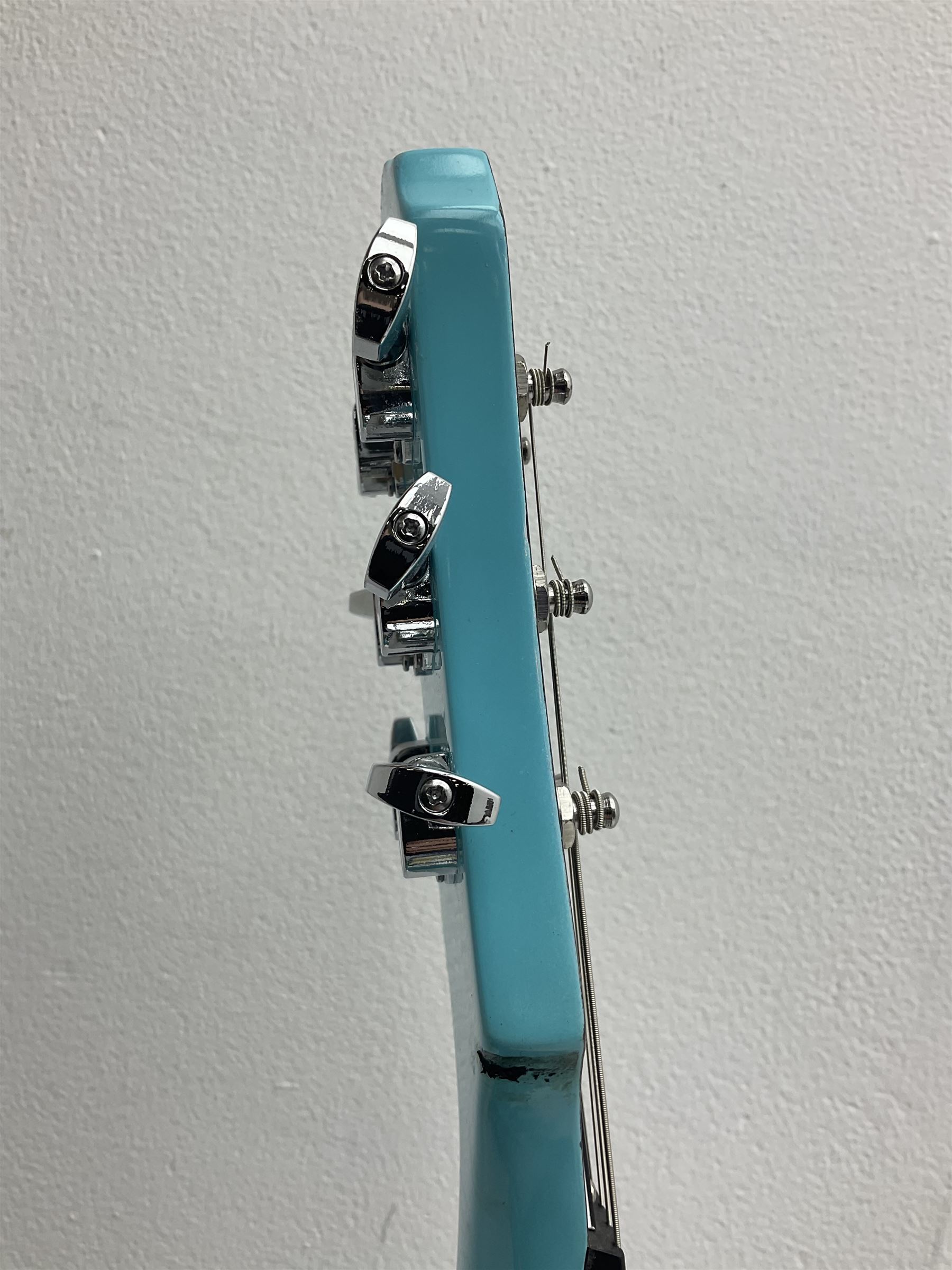 Epiphone Junior Model electric guitar in blue, serial no.C197013908 L98cm