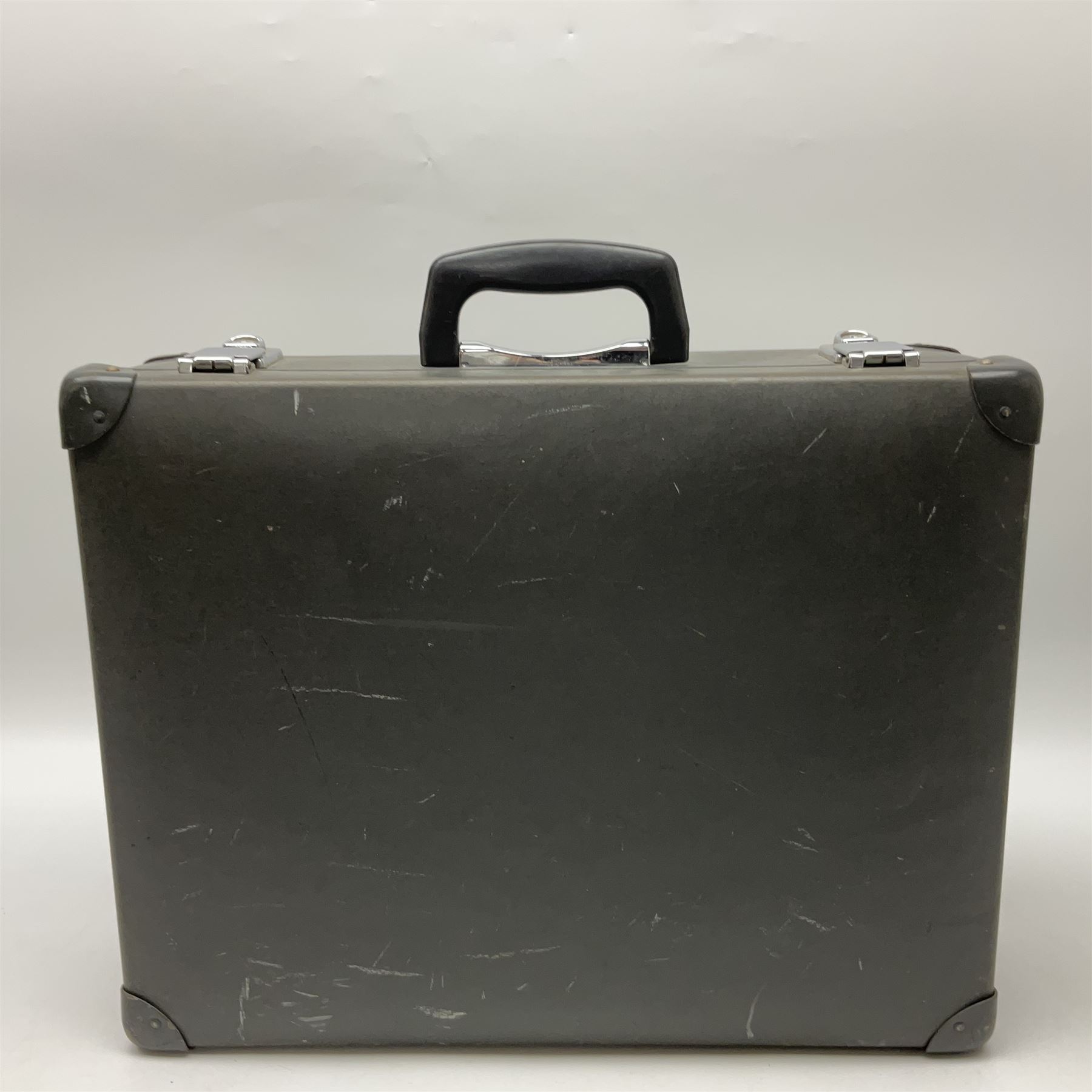 Bolex H16 Reflex camera body, serial no. 136928, with 'Macro-Switar 1:1.9 f=75mm' lens, serial no. 1131474, Switar H16 RX 1:1.6 f=10mm' lens, serial no. 1106324, with hard carry case