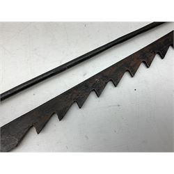 Iron rack rail with serrated bar