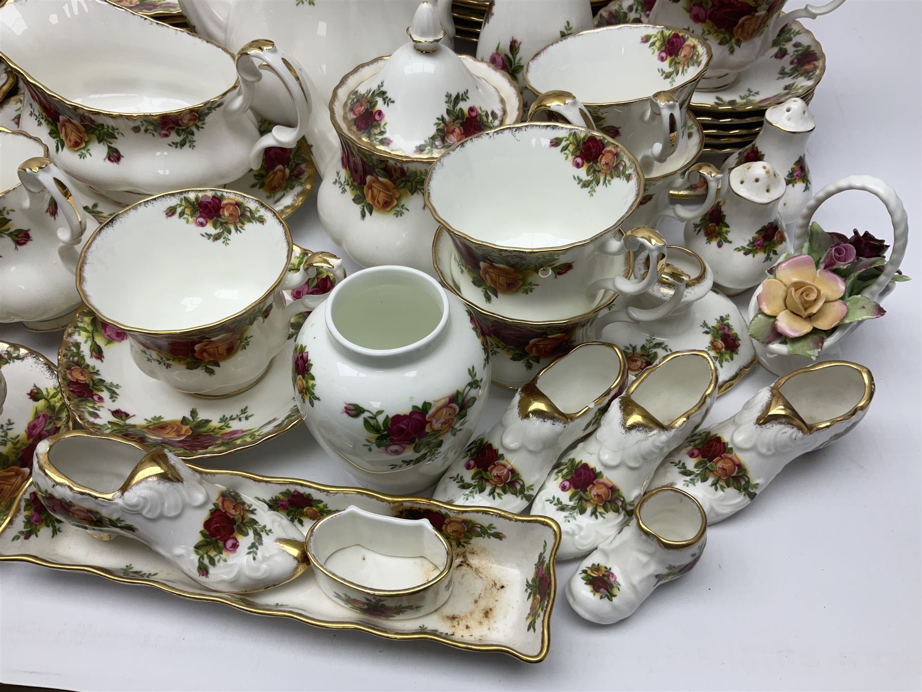 Royal Albert Old Country Roses pattern part tea and dinner service, including coffee pot, miniature teapot and stand, eight dinner plates, cake stand, sauce boat etc 