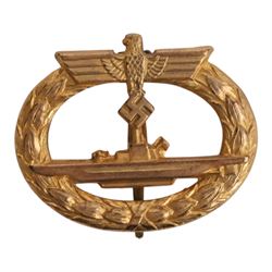 WWII Third Reich Nazi German U-Boat crew badge, makers mark Schwerin Berlin 68 