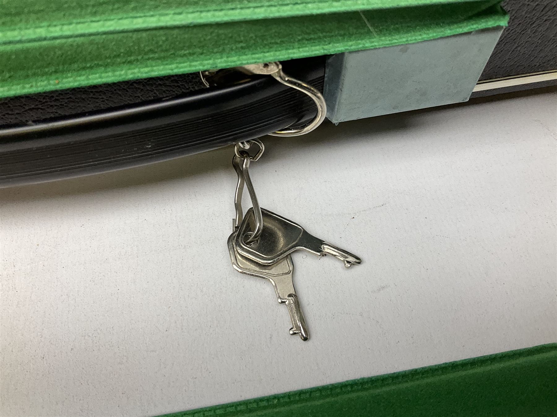 Coins and medallions including, York 1811 one shilling cattle and barber silver token, United States of America 1883O silver Morgan dollar, birds of destiny medal by Malcolm Appleby, Great British King George V 1930 halfcrown, King Edward VII 1902 silver medal, King George V 1916 halfcrown etc, housed in a case with lift out green coin trays