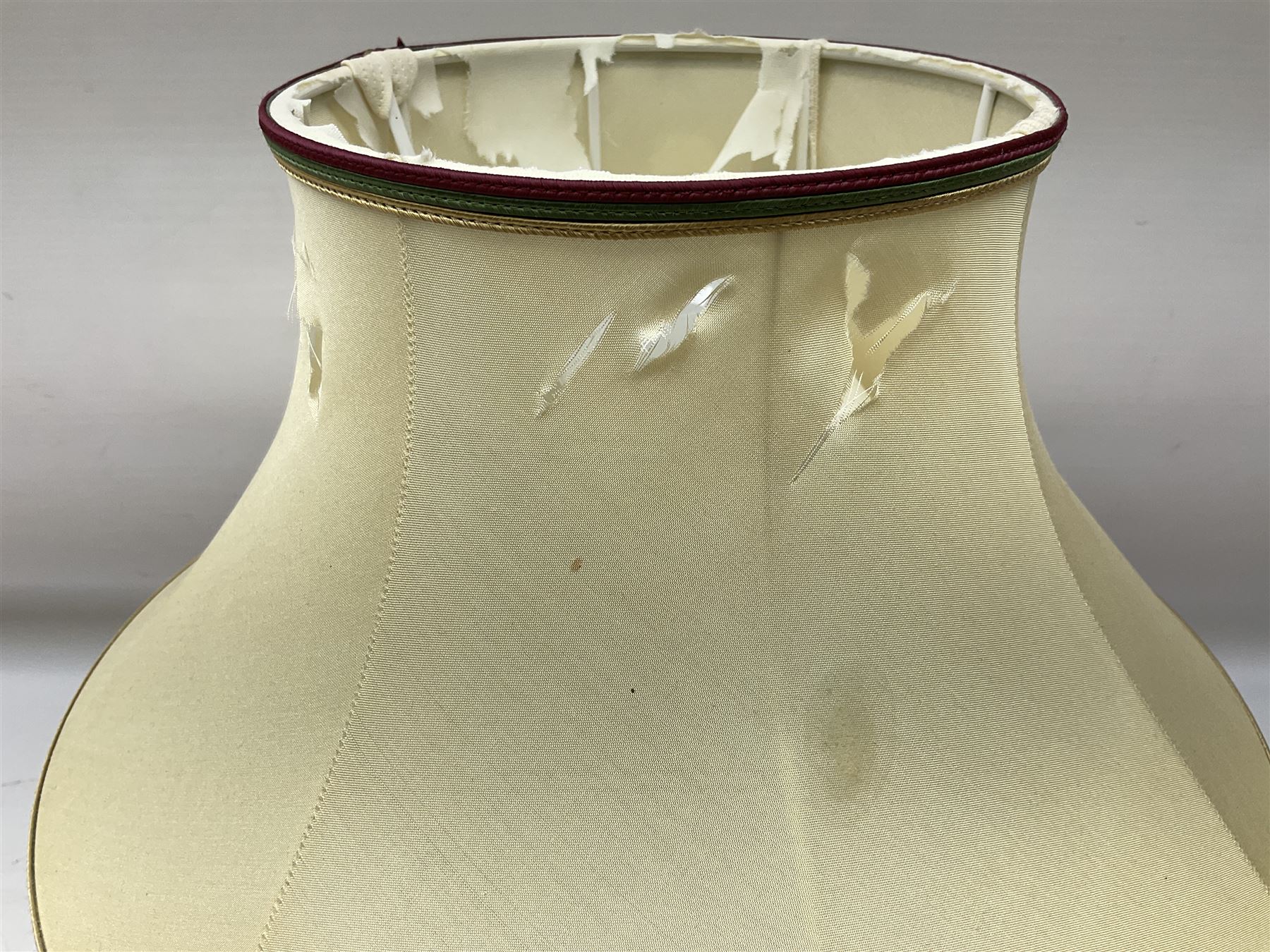 Moorcroft table lamp of squat baluster form, decorated in the Autumn Blackberry, with Moorcroft cream fabric shade with gold, green and red piping, overall H38cm