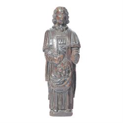 Small 17th century carved oak figure of a saint, H24cm