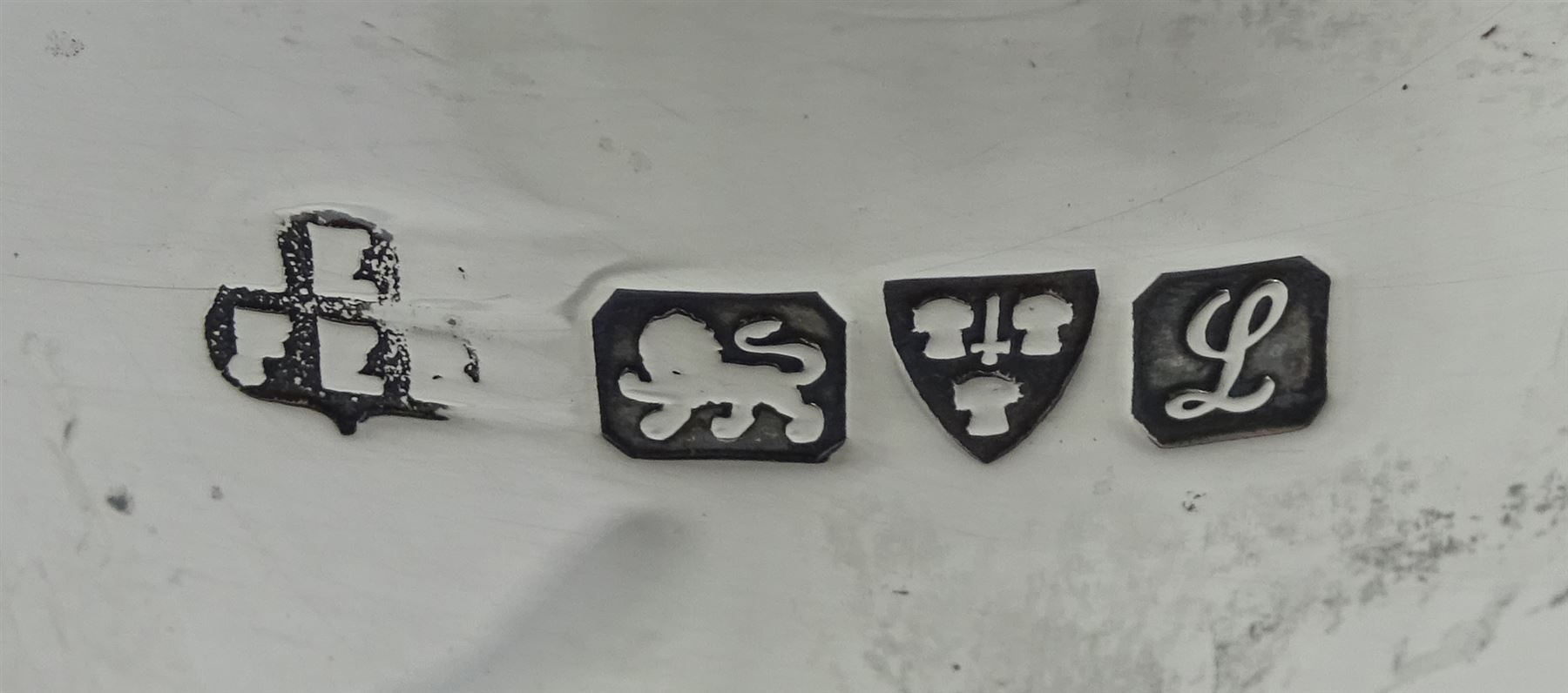 Silver bachelors three piece tea service by Barker Brothers (Herbert Edward Barker & Frank Ernest Barker), Chester 1911, approx 17oz