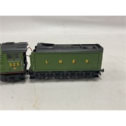 Various makers ‘00’ gauge - Hornby Class D41/1 4-4-0 ‘Yorkshire’ locomotive no.62700 in BR black and Green Schools Class 4-4-0 ‘Wellington’ locomotive no.30902 in BR green; G&R Wrenn Class R1 Tank 0-6-0T locomotive no.1127 in green; Trix Trains Class A2 4-6-2 ‘A.H.Peppercorn’ locomotive no.525 in LNER green (4) 