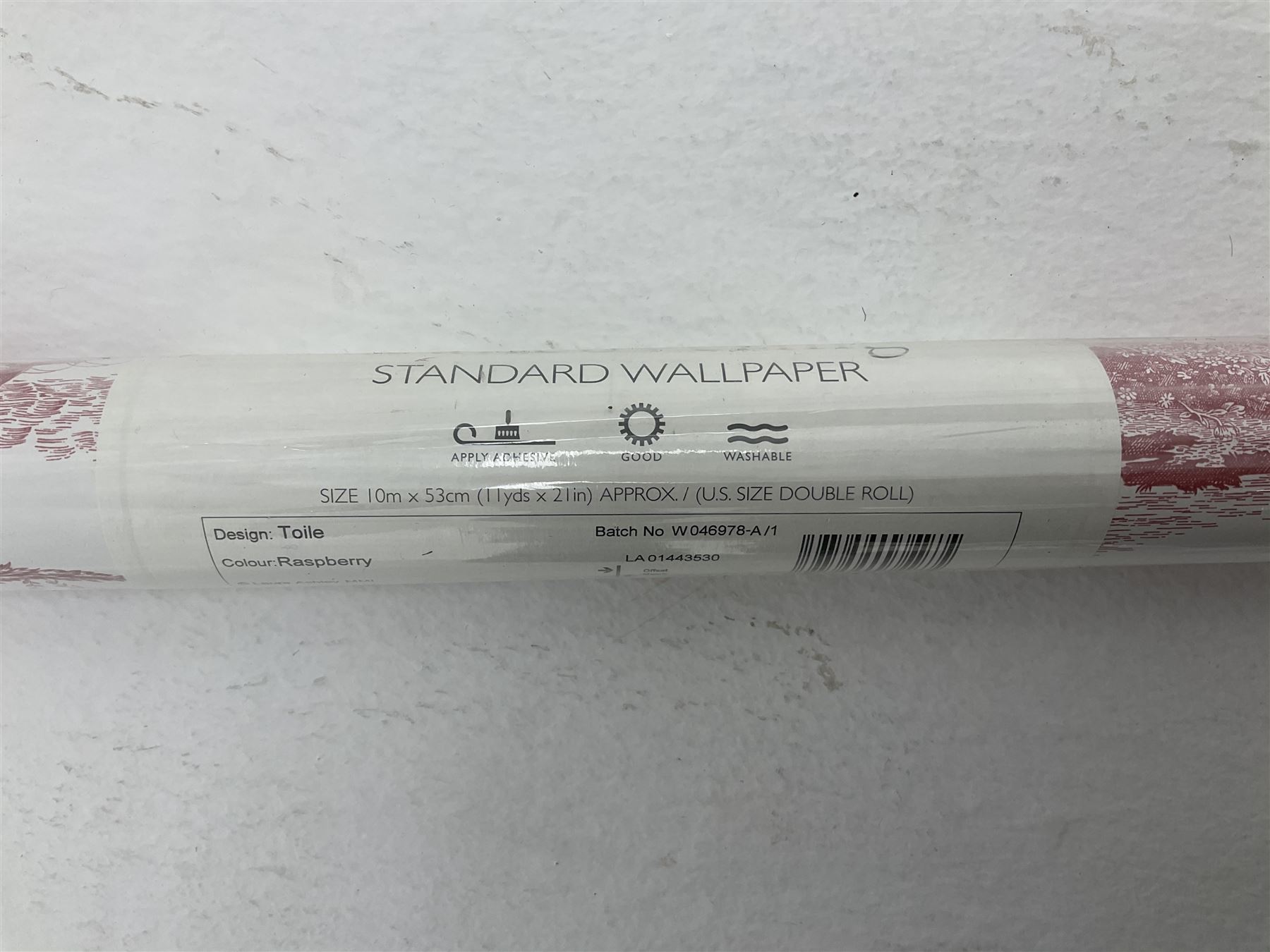 Four rolls of Laura Ashley toile wallpaper in Raspberry colour (L10m, W53cm)