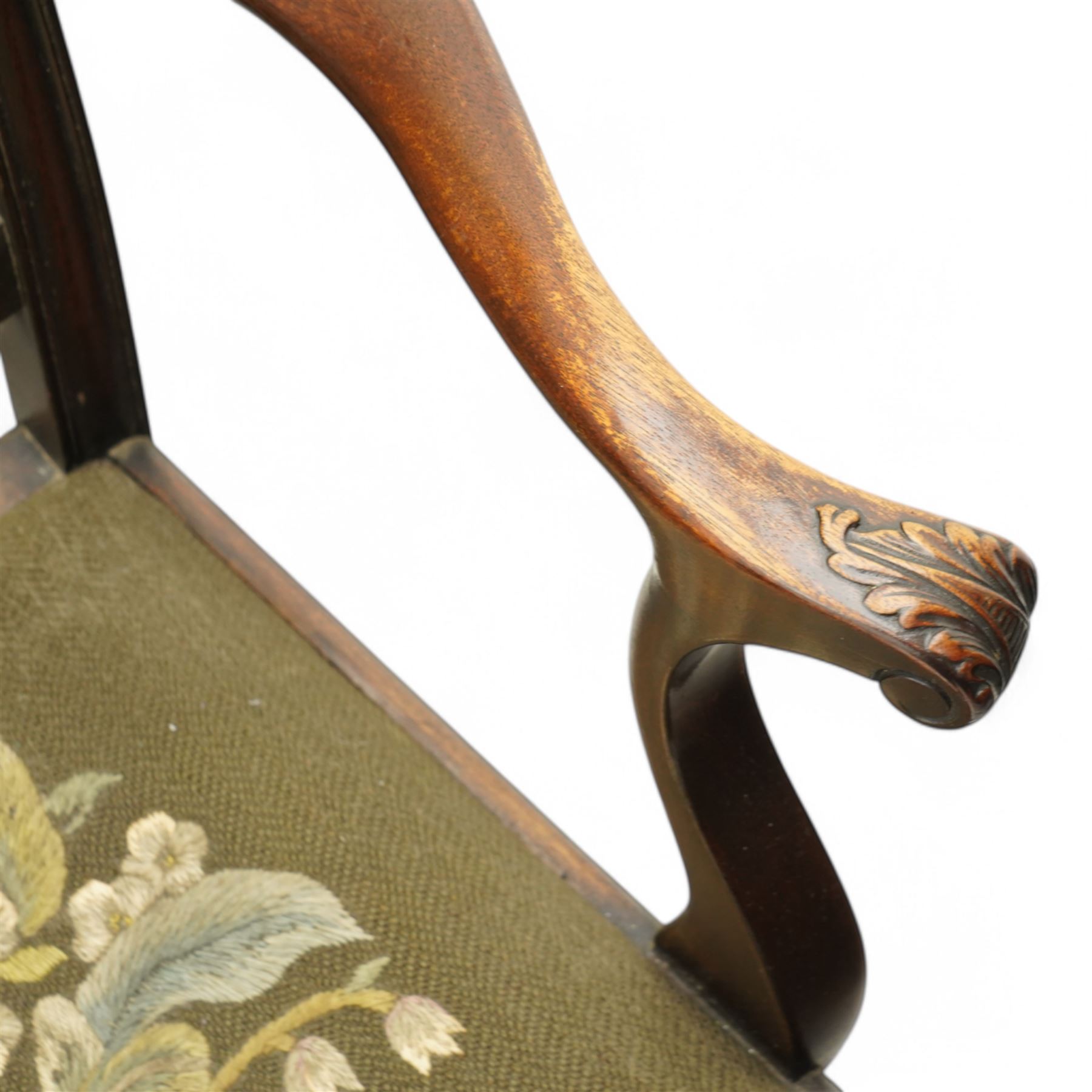 Set of eight (6+2) early 20th century Chippendale design mahogany dining chairs, waved and pierced ladder back carved with shells and curled leaves, moulded upright rails, dished seats with upholstered drop-in seat cushions, on square moulded supports united by plain stretchers 