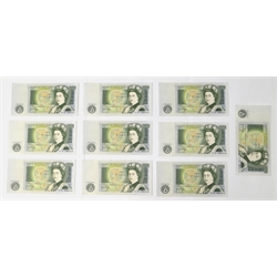  Nine Page experimental series '81Y' one pound banknotes consecutive run from '81Y 330201' to '81Y 330210' (9)  