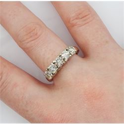 18ct white gold five stone round brilliant cut diamond ring, London hallmark, total diamond weight 1.52 carat