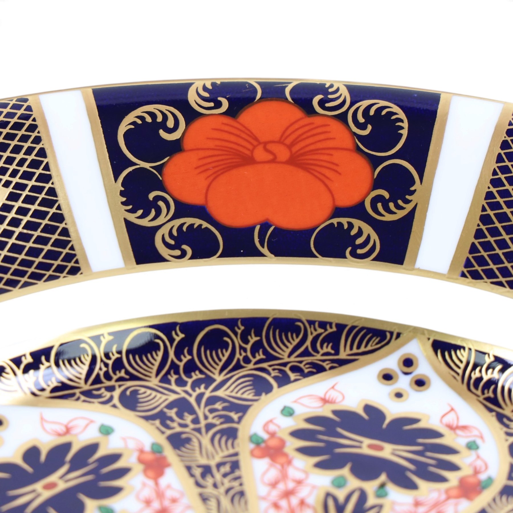 Royal Crown Derby Old Imari 1128 two cake plates and octagonal plate, octagonal plate D23cm