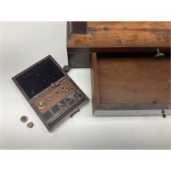 19th century Beckers & Sons, Rotterdam, mahogany cased scales and weights, H34cm 