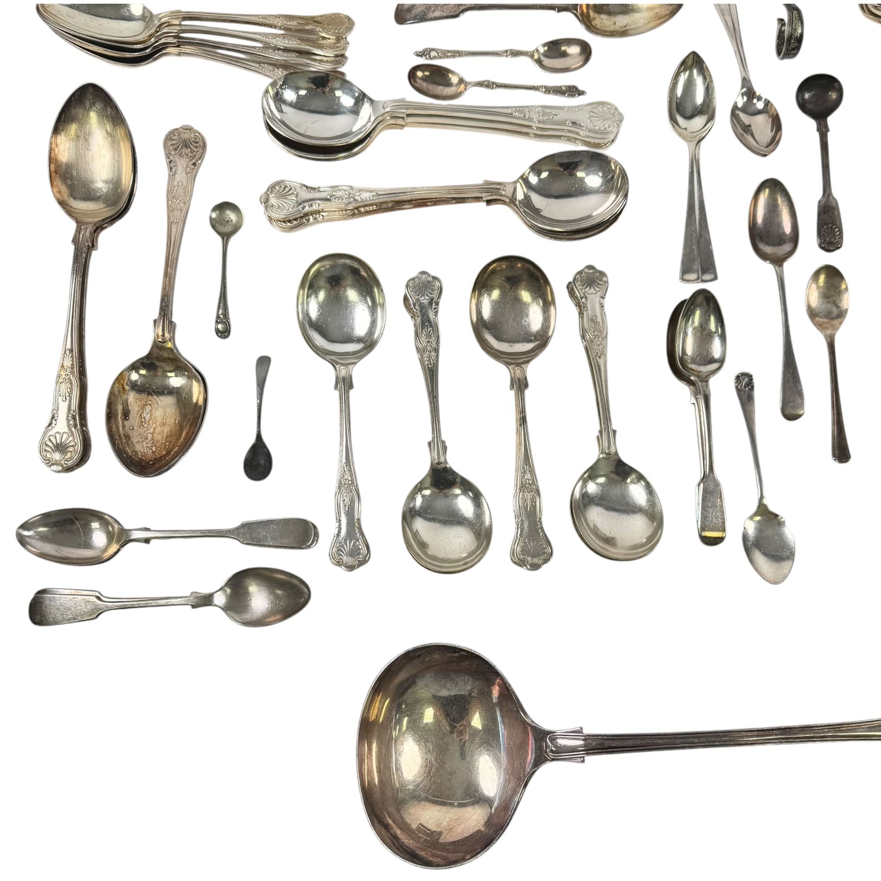 Silver plated cutlery, including Kings pattern cutlery, Voluto fish servers, ladle, etc
