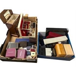 Collection of costume jewellery, including pendants, rings, etc and a quantity of wristwatches, some boxed