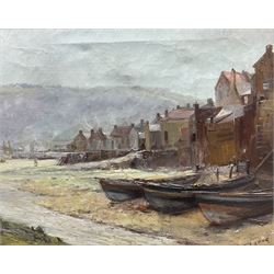 David Long (20th century): Low Tide Staithes, oil on canvas signed 40cm x 50cm