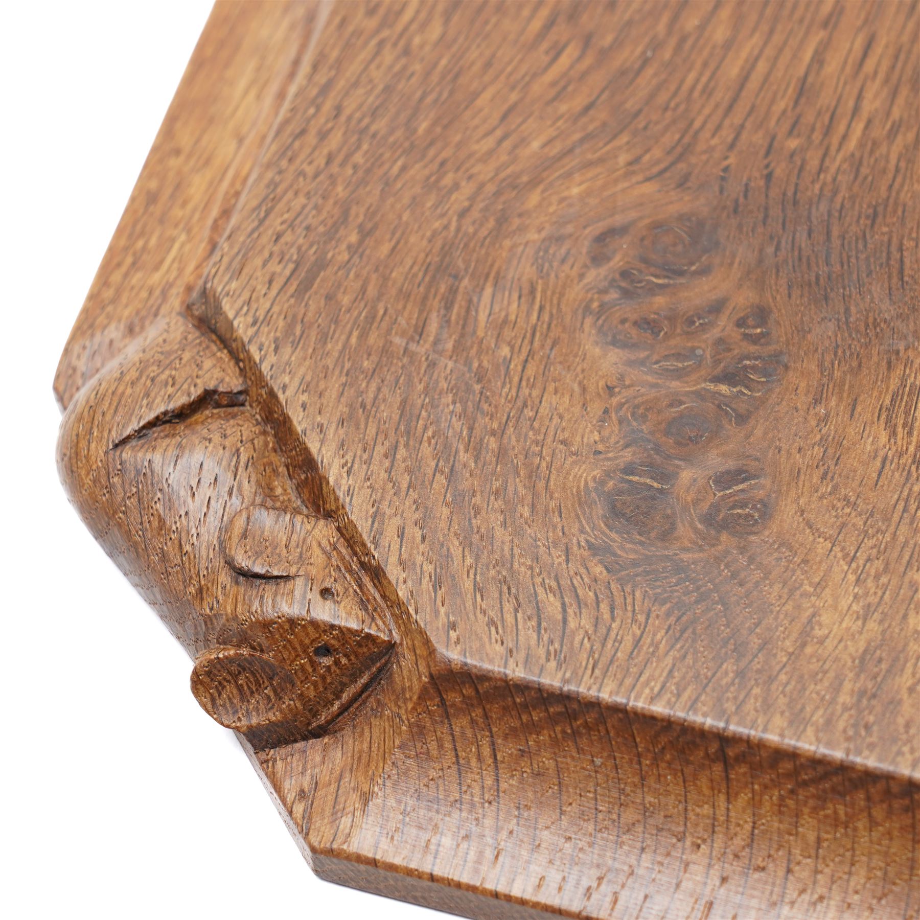 Mouseman - Small oak octagonal herb chopping board with carved mouse signature by the workshop of Robert Thompson, Kilburn W19cm