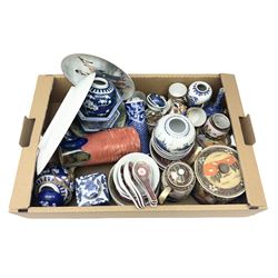 Collection of Oriental and Oriental style ceramics, to include ginger jars, vases, plates, tea wares, etc., in one box 