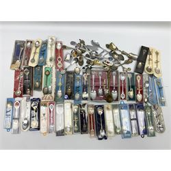 Collection of souvenir spoons to include silver plated examples and boxed examples