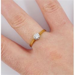 18ct gold single stone round brilliant cut diamond ring, London 1987, diamond approx 0.40 carat