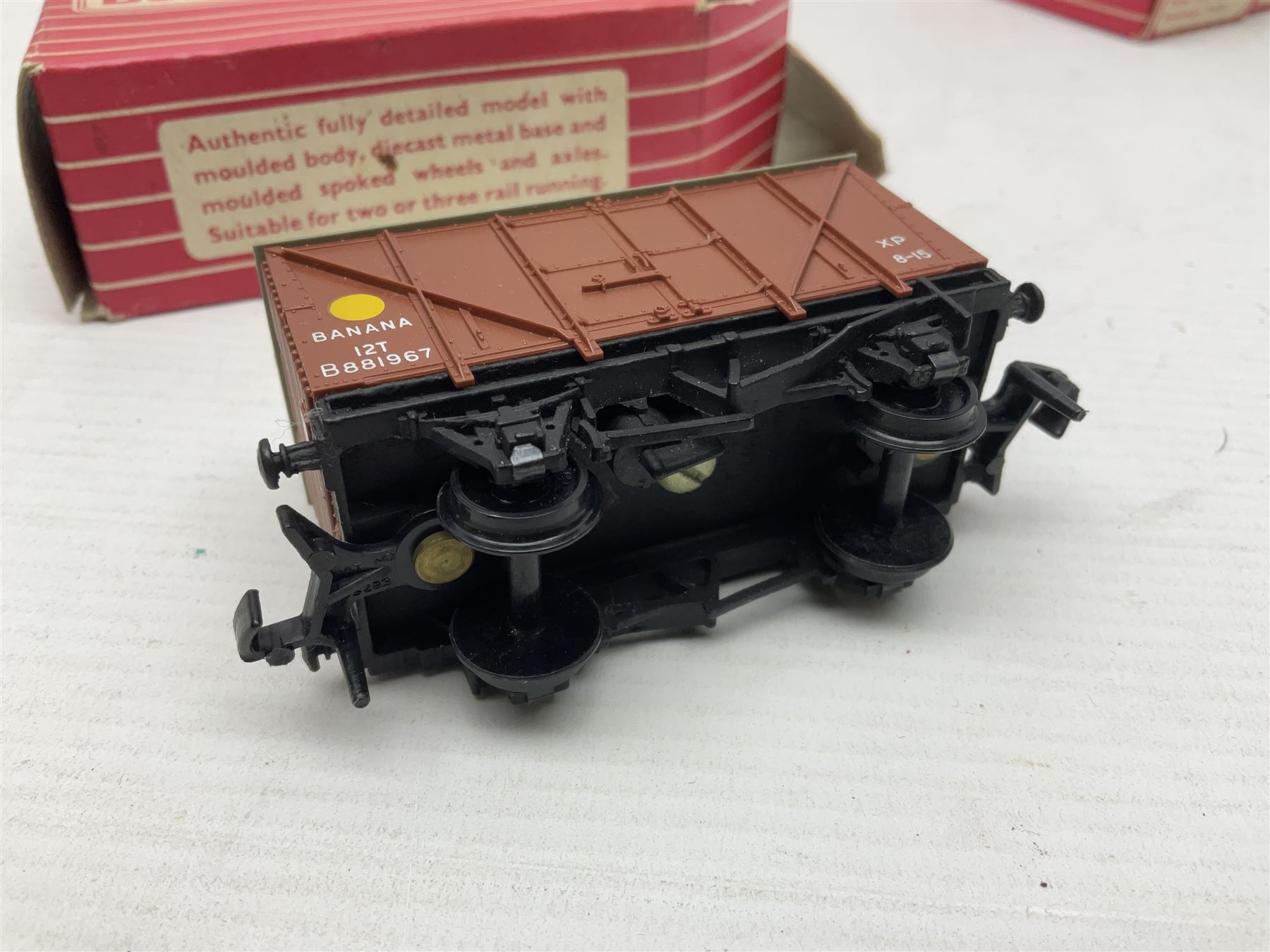 Hornby Dublo - sixteen goods wagons comprising 4644 21-Ton Hopper Wagon, 4315 Horse Box (BR) with horse, 4316 Horse Box (SR) with horse, 4649 Low Sided Wagon with tractor, 4301, 4310, 4311, 4312, 4313, 4320, 4626, 4648, 4652, 4675, 4678 and B550200 (Mineral Wagon); all in red boxes (16)