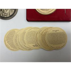 'The Churchill Centenary Picture Medal' cased limited edition of 500 medal struck in 22ct gold on sterling silver by Toye, Kenning & Spencer complete with set of 13 full colour card roundels depicting major events in Churchill's life