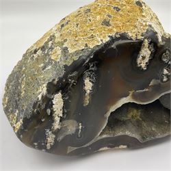 Agate geode, with quartz crystals druzy, in earthy tones, H13cm