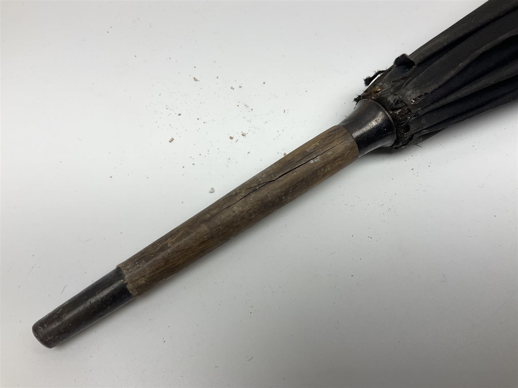 Early 20th century curved horn handle walking stick with hallmarked silver mounts, engraved L Russell 1918, together with a shooting stick by William Mills Birmingham, with leather handle, 'The Featherwaite' shooting stick and an umbrella with wooden handle