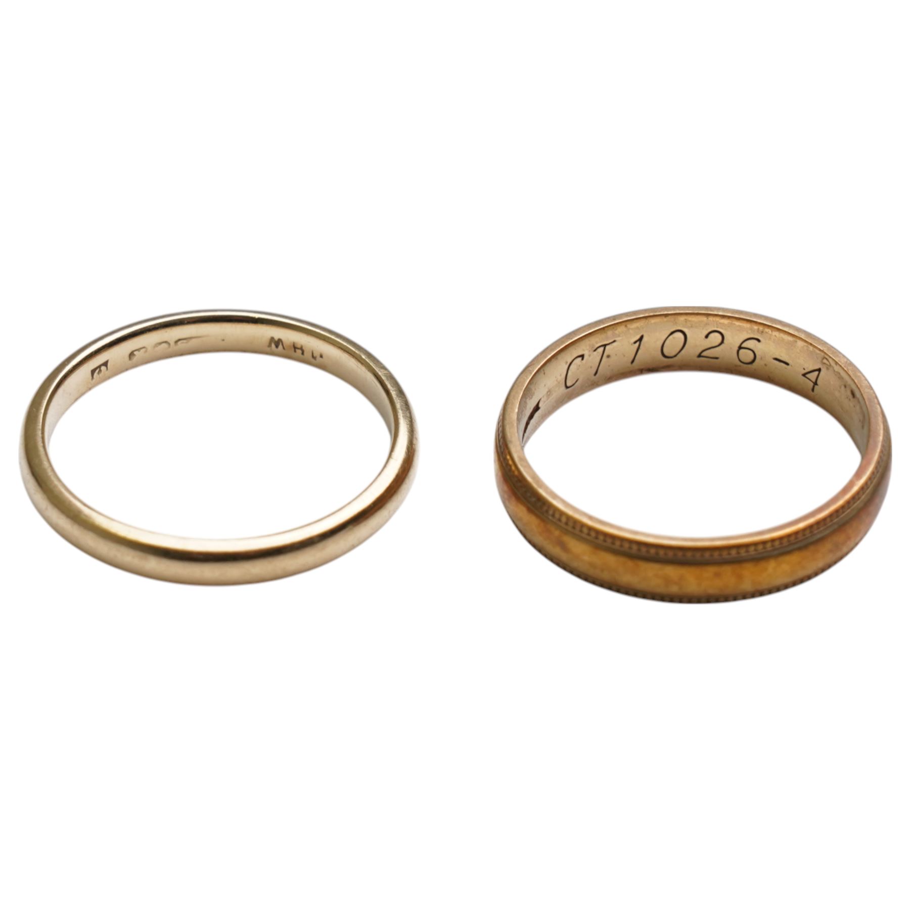 Two 9ct gold wedding bands