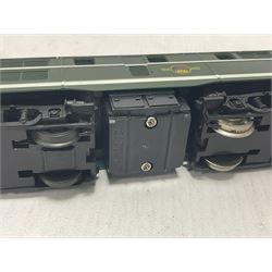 Various Makers ‘00’ gauge - eight locomotives to include G&R Wrenn Class N2 0-6-2T no.2385 in LMS black and Standard Tank Class 2-6-4 no.2679 in LMS crimson; Class 5 4-6-0 no.5112 in black livery; Mainline Railways Class 45 D49 ‘The Manchester Regiment’ in BR green; Airfix Class 31 D5531 in BR green; three further models (8)