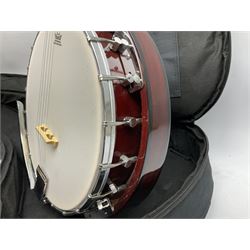 Classic Cantabile five-string banjo with sapele mahogany back L97.5cm; in soft carrying case