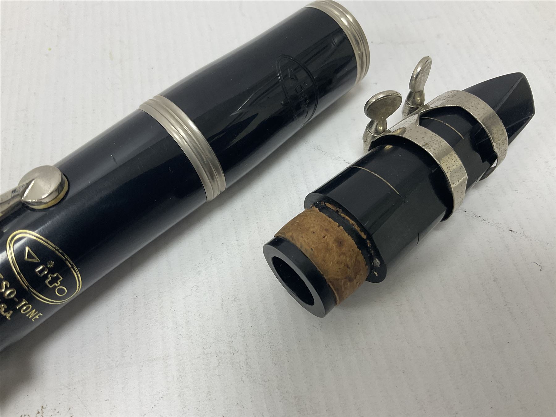 American Vito Reso-Tone 3 clarinet, serial noB75523; in fitted carrying case 