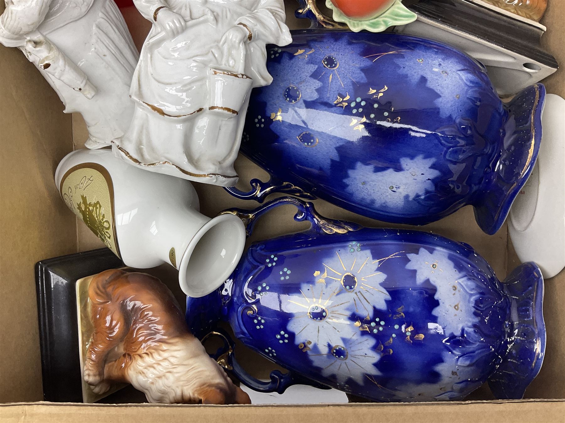 Shelley Maytime pattern sauce boat and saucer, Hornsea vases, blue and white Willow pattern dinner wares and a collection of other ceramics and glassware, in four boxes 