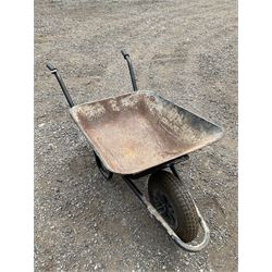 “Defiance” wheelbarrow  - THIS LOT IS TO BE COLLECTED BY APPOINTMENT FROM DUGGLEBY STORAGE, GREAT HILL, EASTFIELD, SCARBOROUGH, YO11 3TX