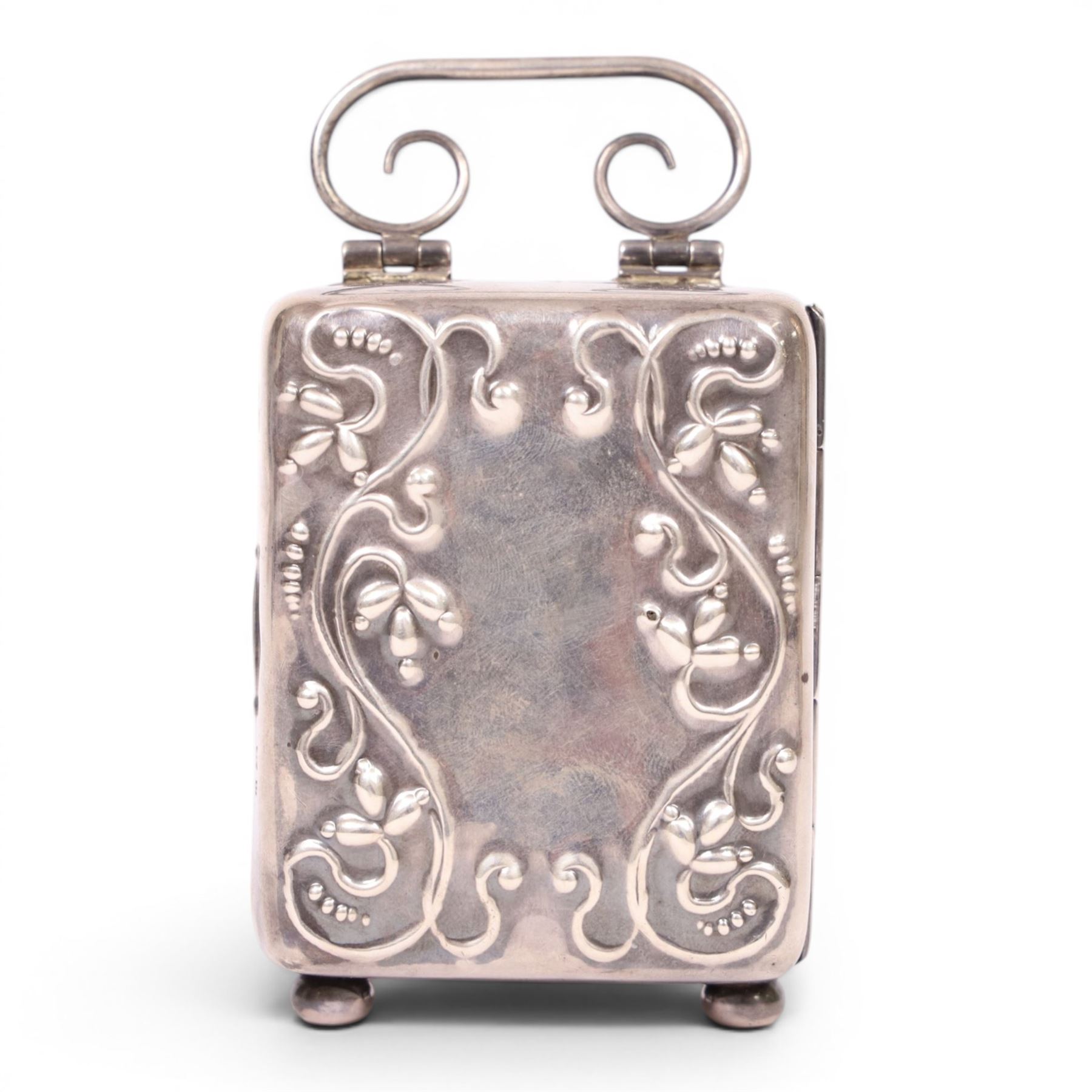 Edwardian miniature silver cased carriage clock timepiece, hallmarked Henry Clifford Davis, Birmingham 1904, the white enamel dial with roman numerals, French movement with fixed key wind, H8cm