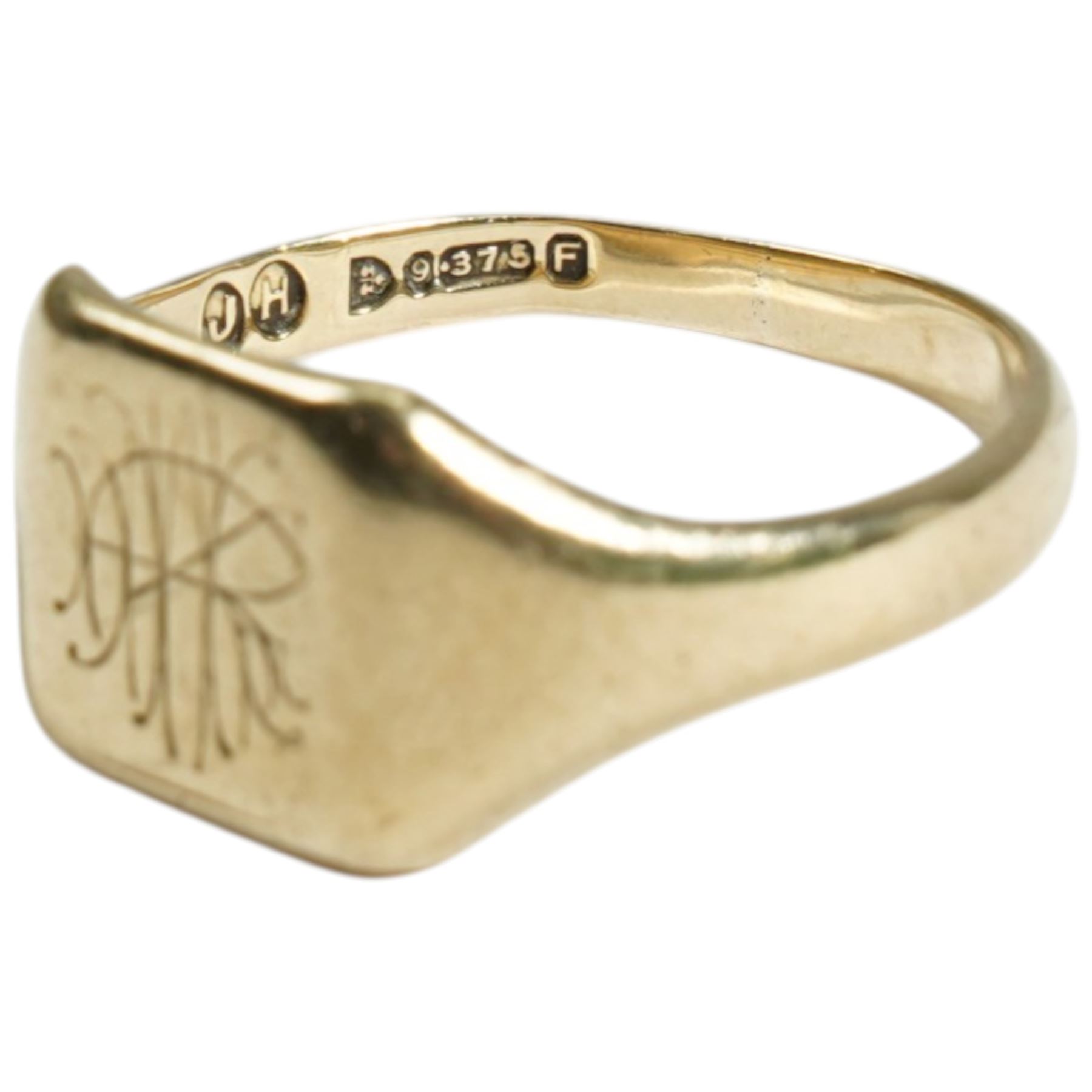 9ct gold signet ring, hallmarked 