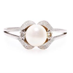 14ct white gold pearl and diamond three stone ring, single cultured white / cream pearl wi...