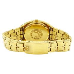 Omega Constellation gentleman's 18ct gold chronometer automatic wristwatch, Ref. 168.0057, Cal 1021, champagne dial with day / date aperture and baton hour markers, stamped 750 with Helvetia hallmark, on original 18ct gold expanding bracelet, with fold-over clasp, London import mark 1973