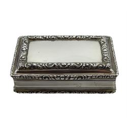 William IV silver rectangular snuff box, foliate decoration with engine turned side panels and base by Nathaniel Mills, Birmingham 1833, approx 4.75oz