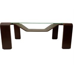 Stressless Pegasus dark birch coffee table by Ekornes, glass top, shaped supports, W49cm, H63cm, D39cm, and matching corner table (2)
