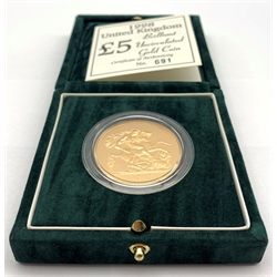 Queen Elizabeth II 1998 brilliant uncirculated gold five pound coin, cased with certificate