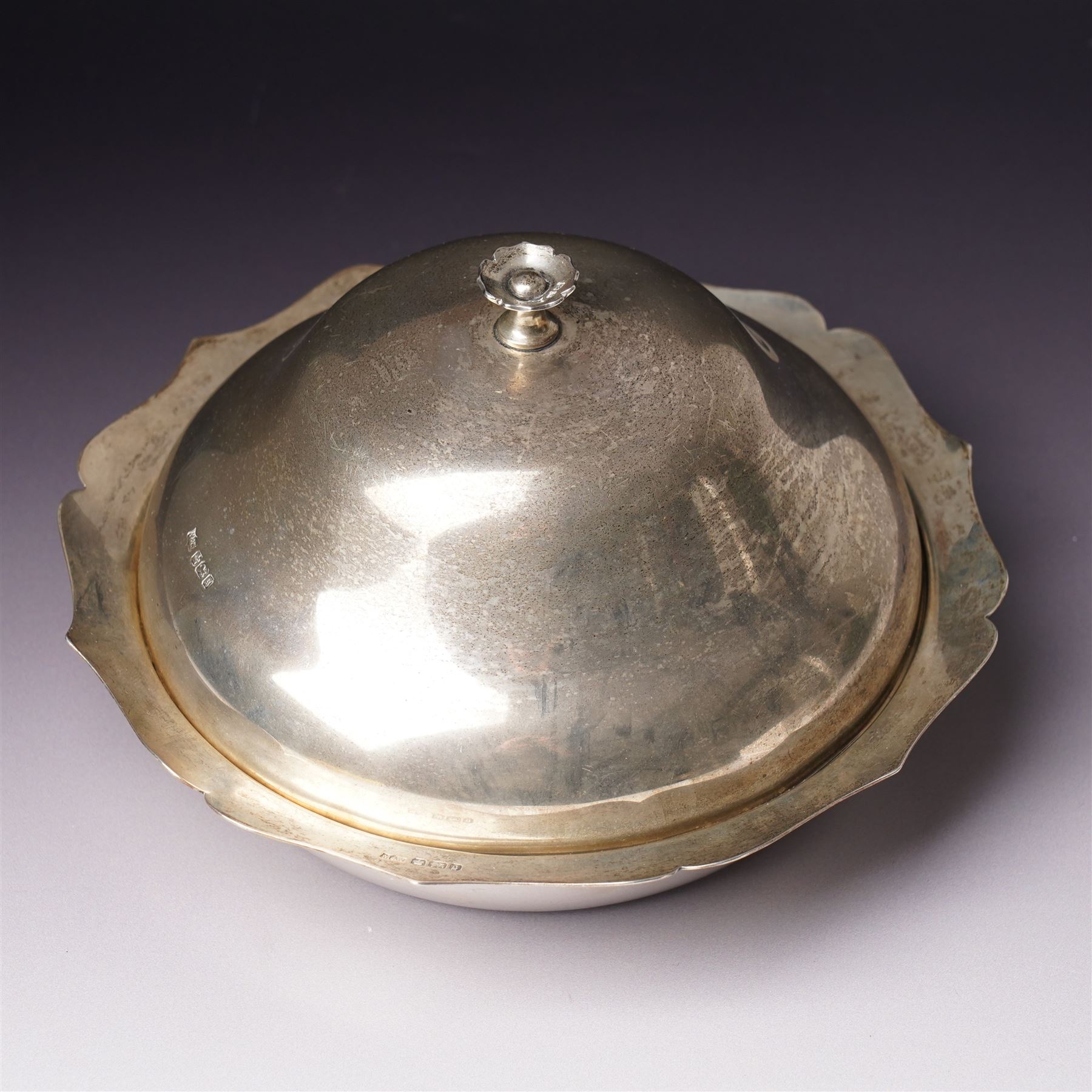 Late Victorian silver muffin dish and cover with fluted rim Sheffield  1899 Maker Mappin & Webb 