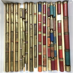 Approximately five-hundred shotgun cartridges, various ages, gauges and makers (counter trays not included) SHOTGUN CERTIFICATE REQUIRED