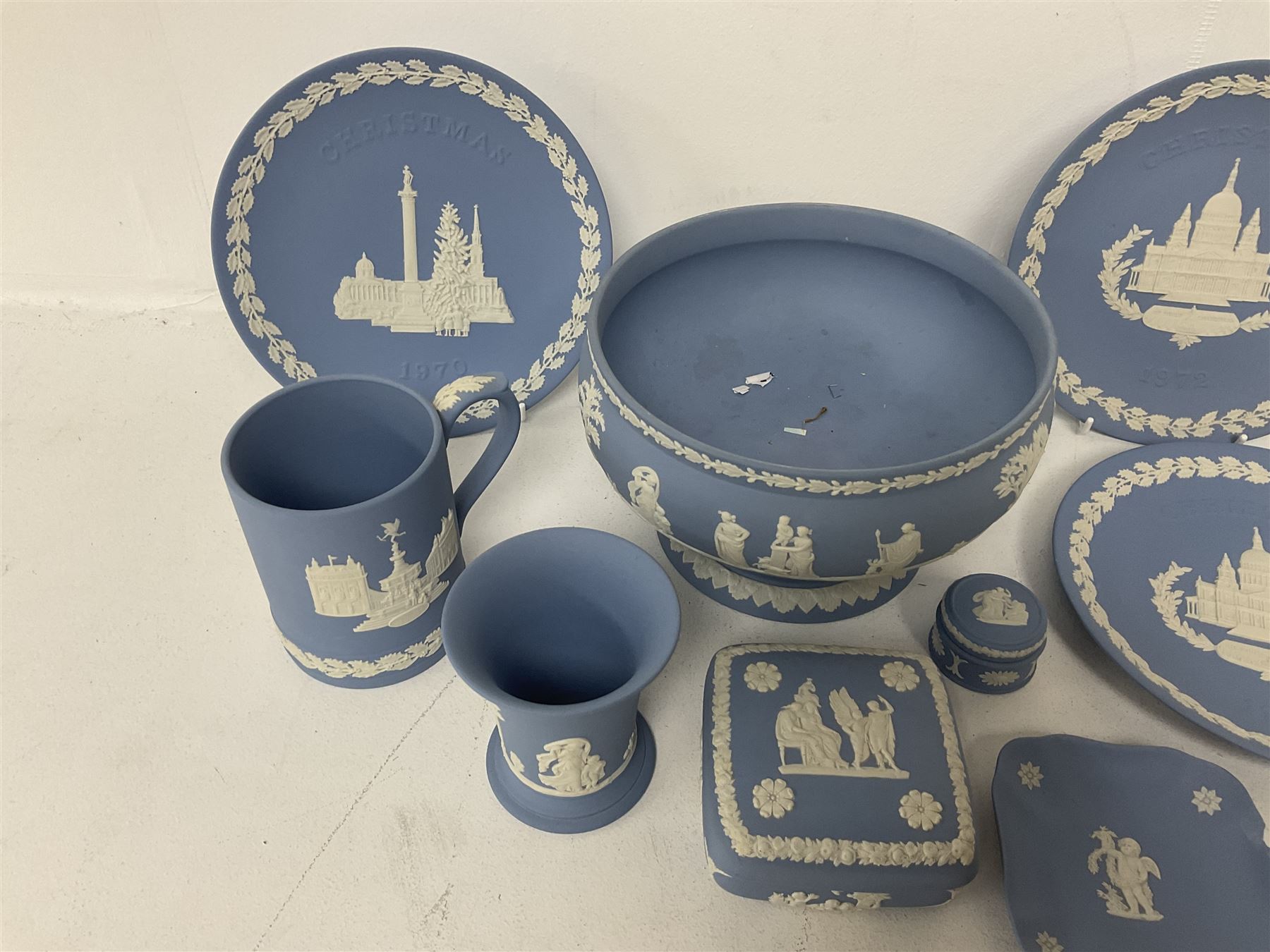 Wedgwood Jasperware footed bowl, together with other Wedgwood jasperware, to include Piccadilly Circus 1971 Christmas book, covered trinket boxes, Christmas plates etc (9)