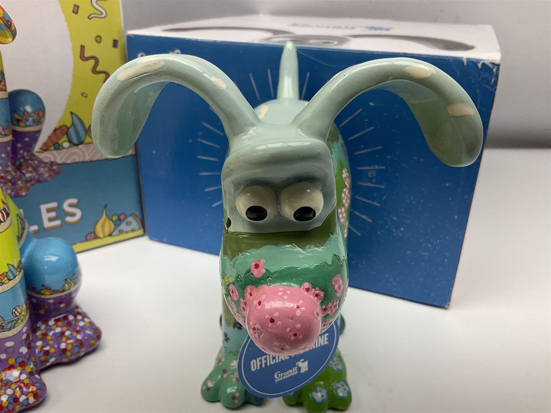 Wallace & Gromit - Gromit Unleashed: two Aardman Animations The Grand Appeal 'Gromit Unleashed' figures comprising Sprinkles and Blossom, both with boxes