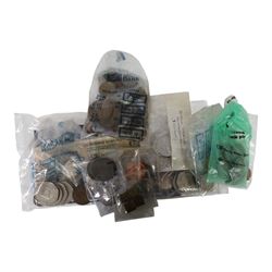 Great British and World coins, including a small quantity of Great British pre-1947 silver, five five pound coins, Canada 1949 one dollar, etc