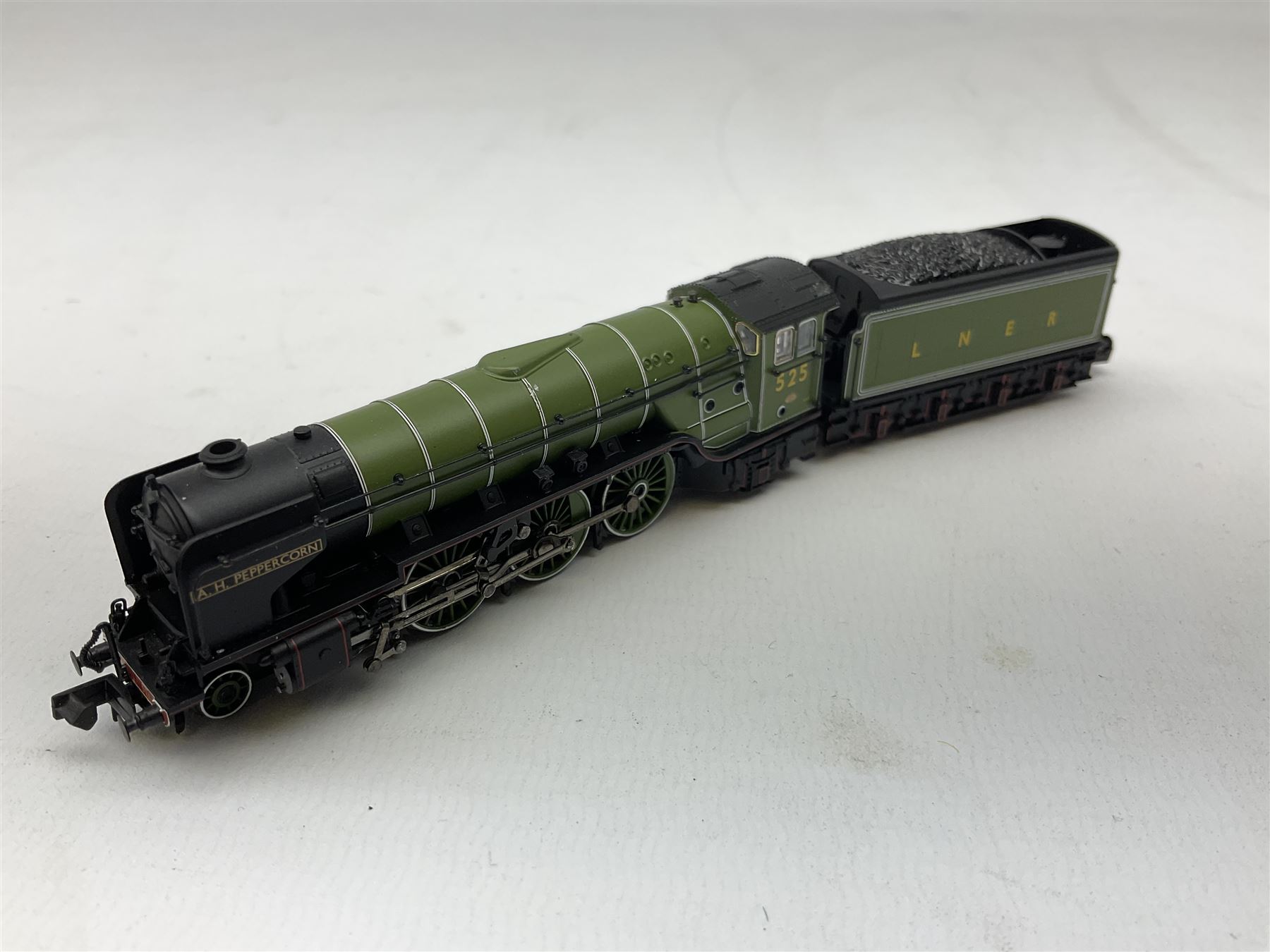 Graham Farish by Bachmann 'N' gauge - Class J39 0-6-0 locomotive no. 1856, Class 8F 2-8-0 locomotive no.48773 and Class A2 4-6-2 'A.H. Peppercorn' locomotive no.525  (3)