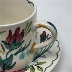 Set of six Midwinter Stylecraft Bella Vista coffee cups and saucers, pattern designed by Jessie Tait