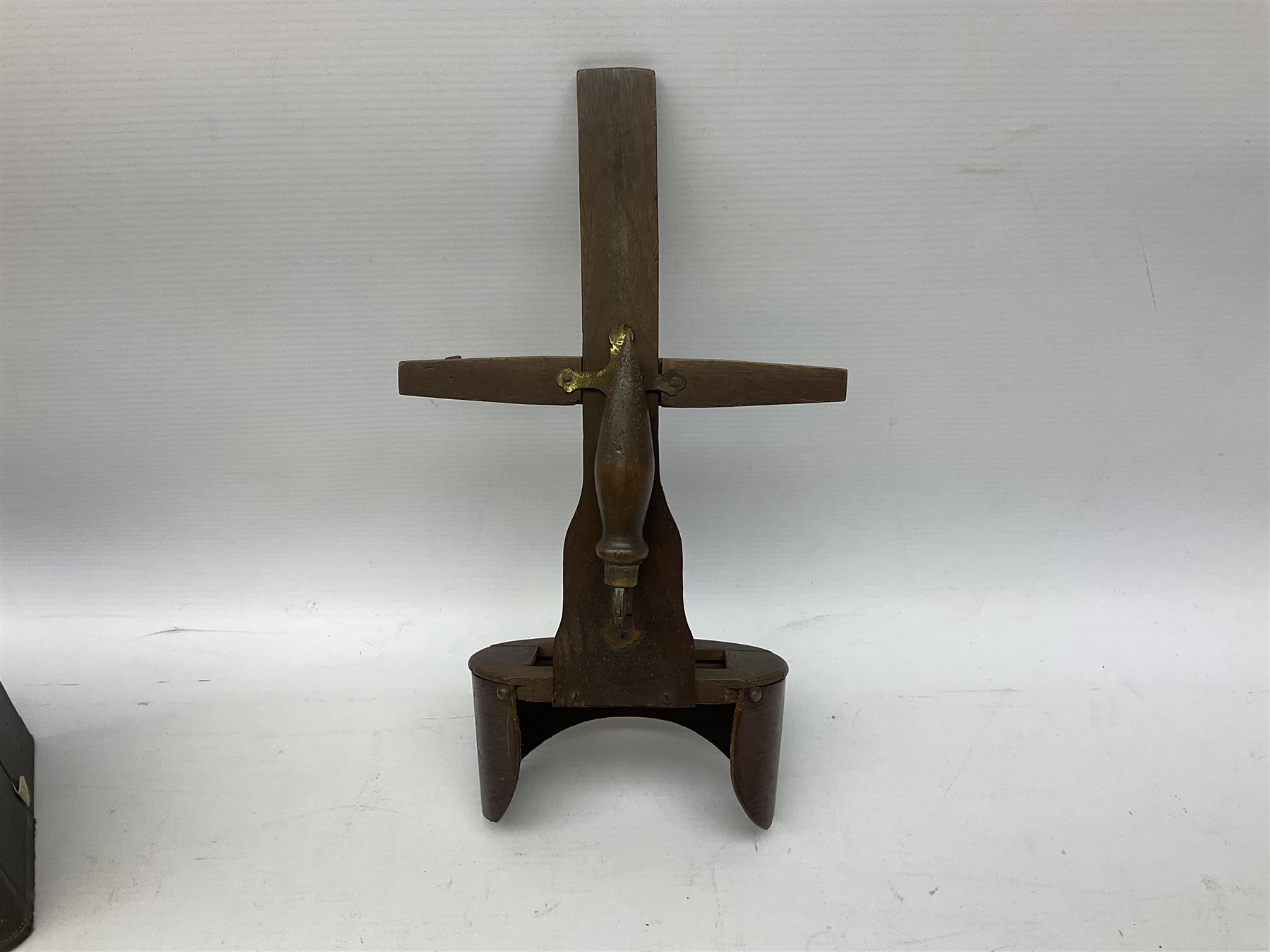 Early 20th century hand held slide action stereoscope viewer, Underwood & Underwood, publishers: The South African War through the stereoscope, stereo photographs mounted on card and captioned, in two double volume book form boxes with title labels and Underwood & Underwood  publishers: Hunting series through the stereoscope, stereo photographs mounted on card and captioned, in a single volume book form box   