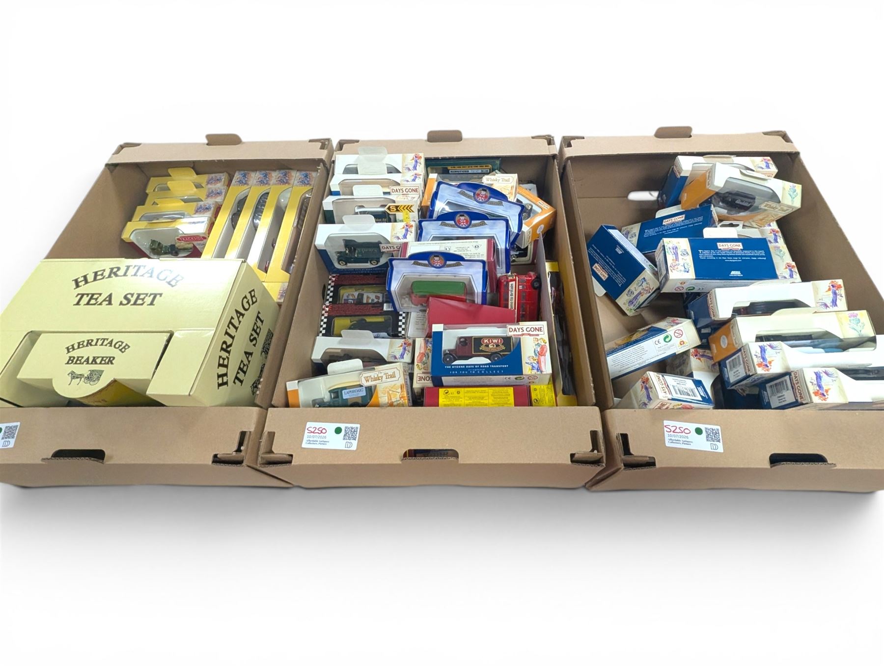 Collection of diecast model cars, incluidng Lledo Days Gone and Oxford Diecast and Lledo Trackside examples, all boxed, together with a Ringtons Giftset, boxed, tin three boxes